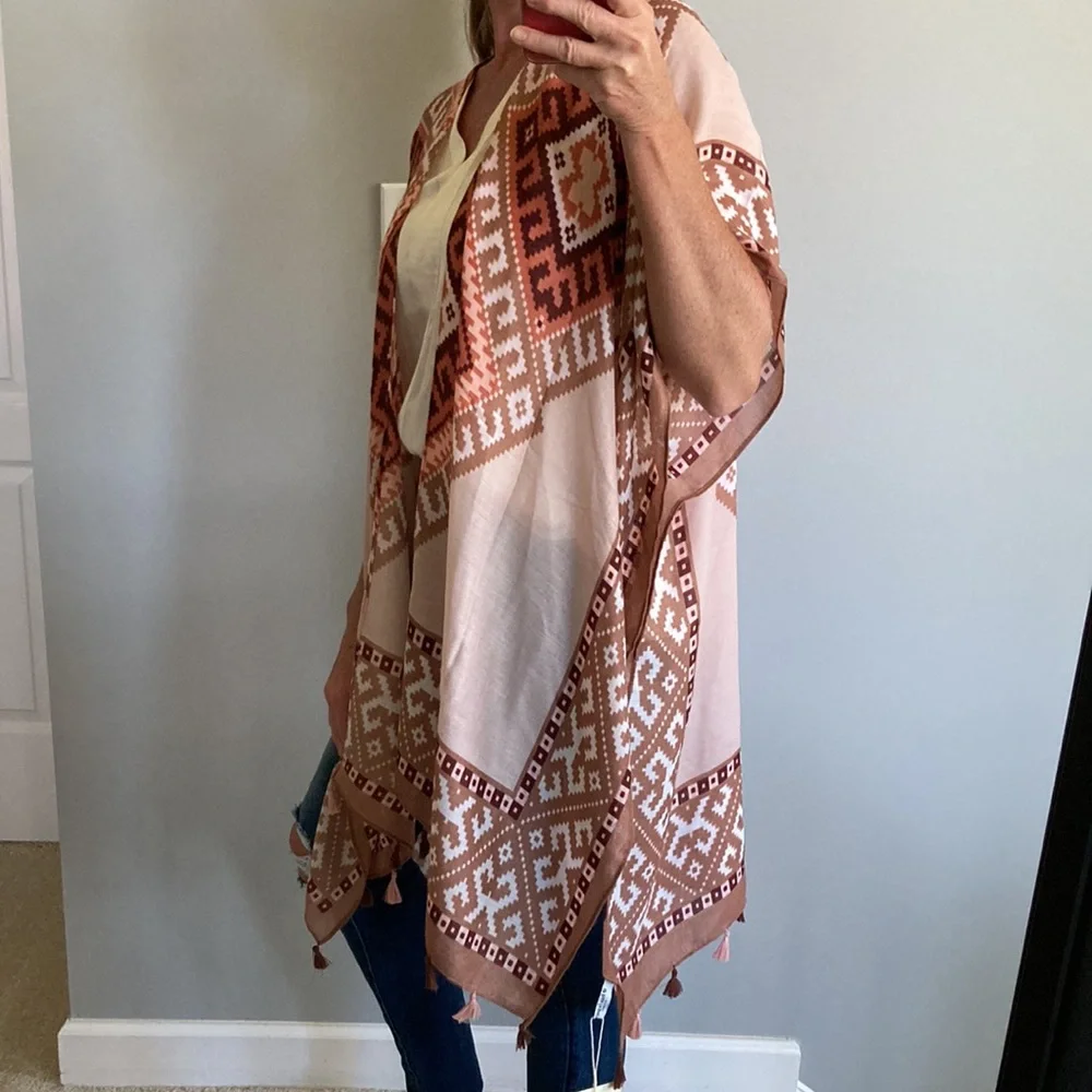 Aztec Print Boho Kimono - Picture 7 of 8
